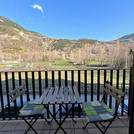Apartamentos Nogueret Бенаске Экстерьер фото