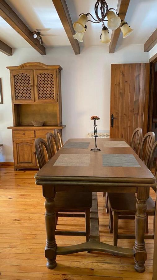 Apartamentos Nogueret Бенаске Экстерьер фото